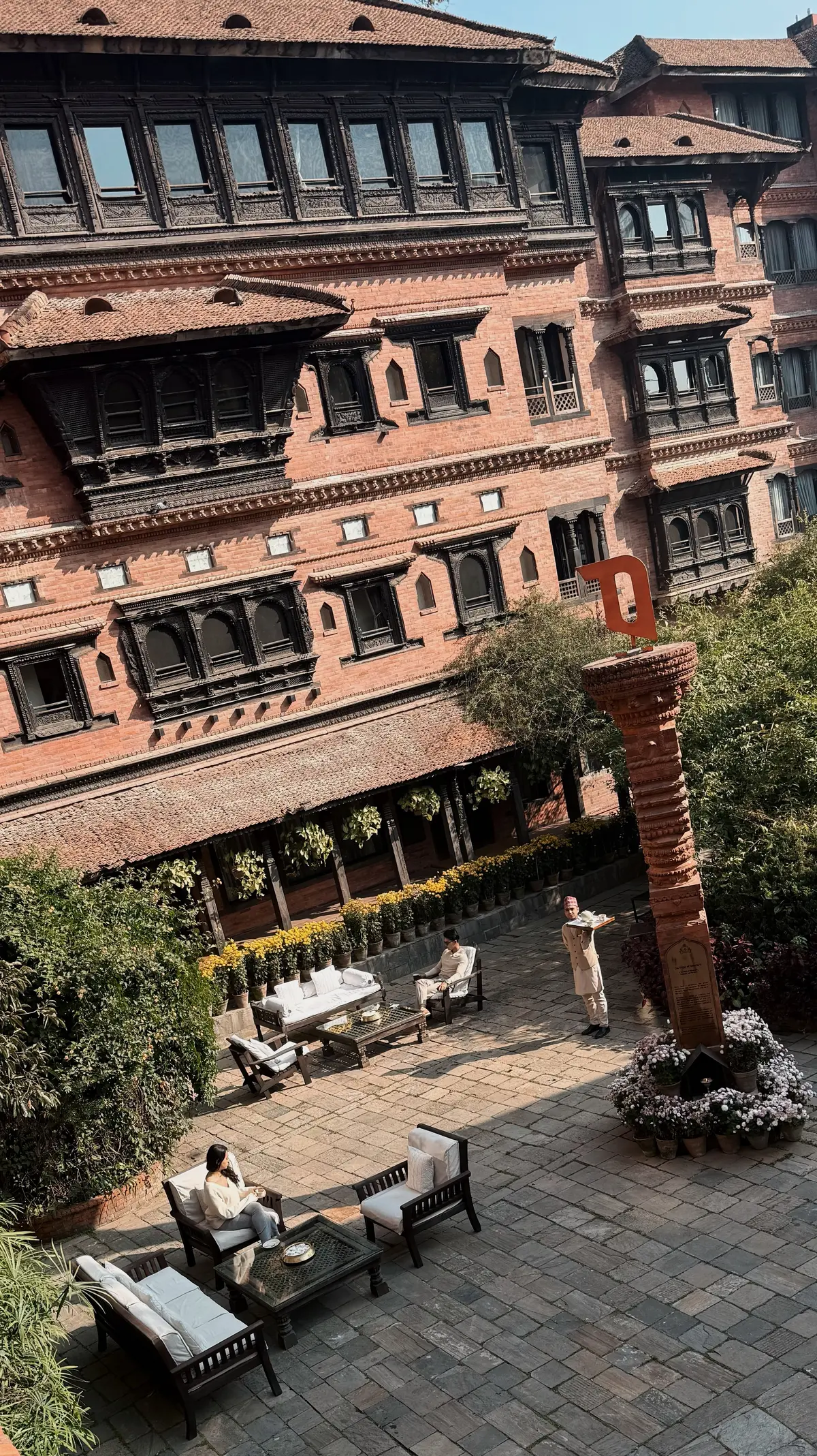 The Courtyard - Now viewing